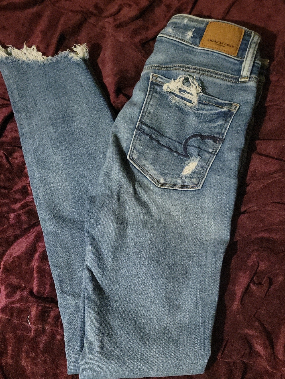 American Eagle Outfitters Medium Wash Distressed Skinny Jeans